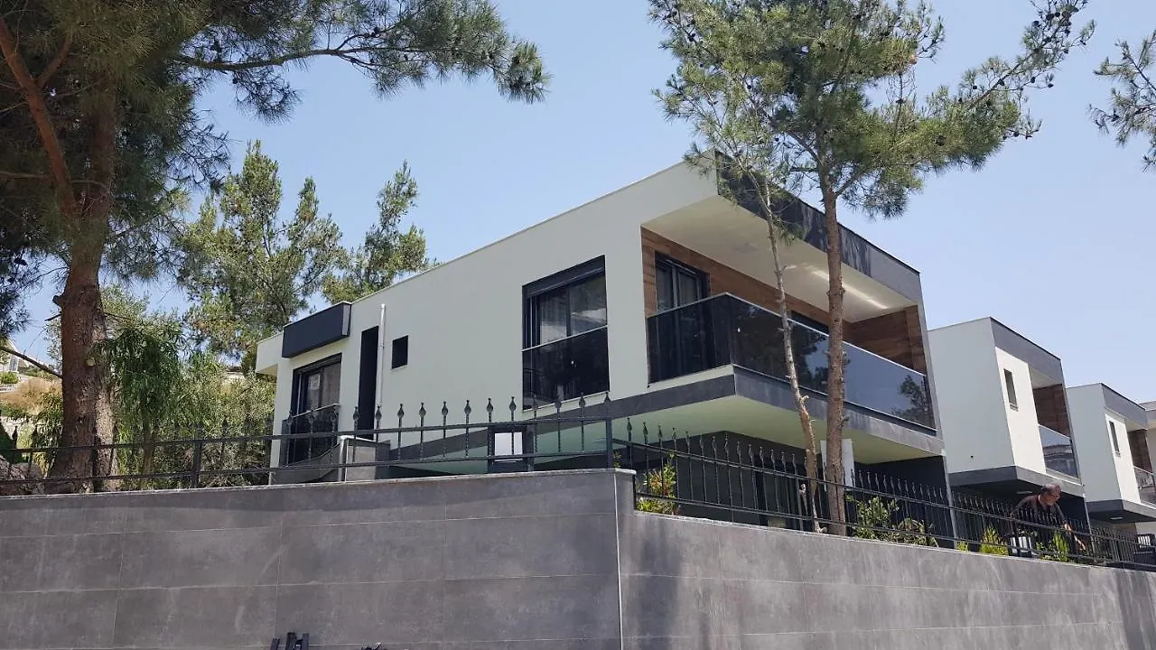 Tria Life Villas Kuşadası